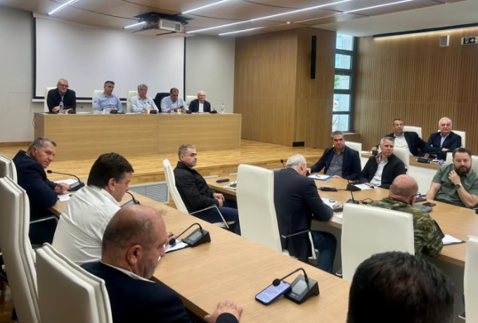 Στο επίκεντρο η Κρήτη: Ο Χρίστος Δήμας στις αυτοψίες μετά την κακοκαιρία